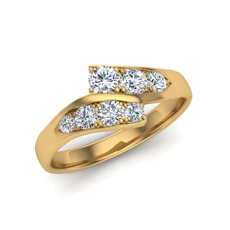 Fine Diamond Ring in 18ct Gold Perspective View